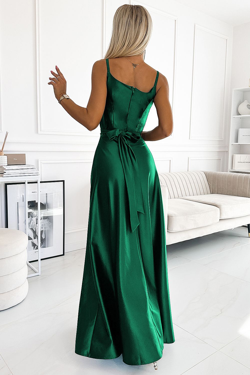  Robe longue model 188107 Numoco 