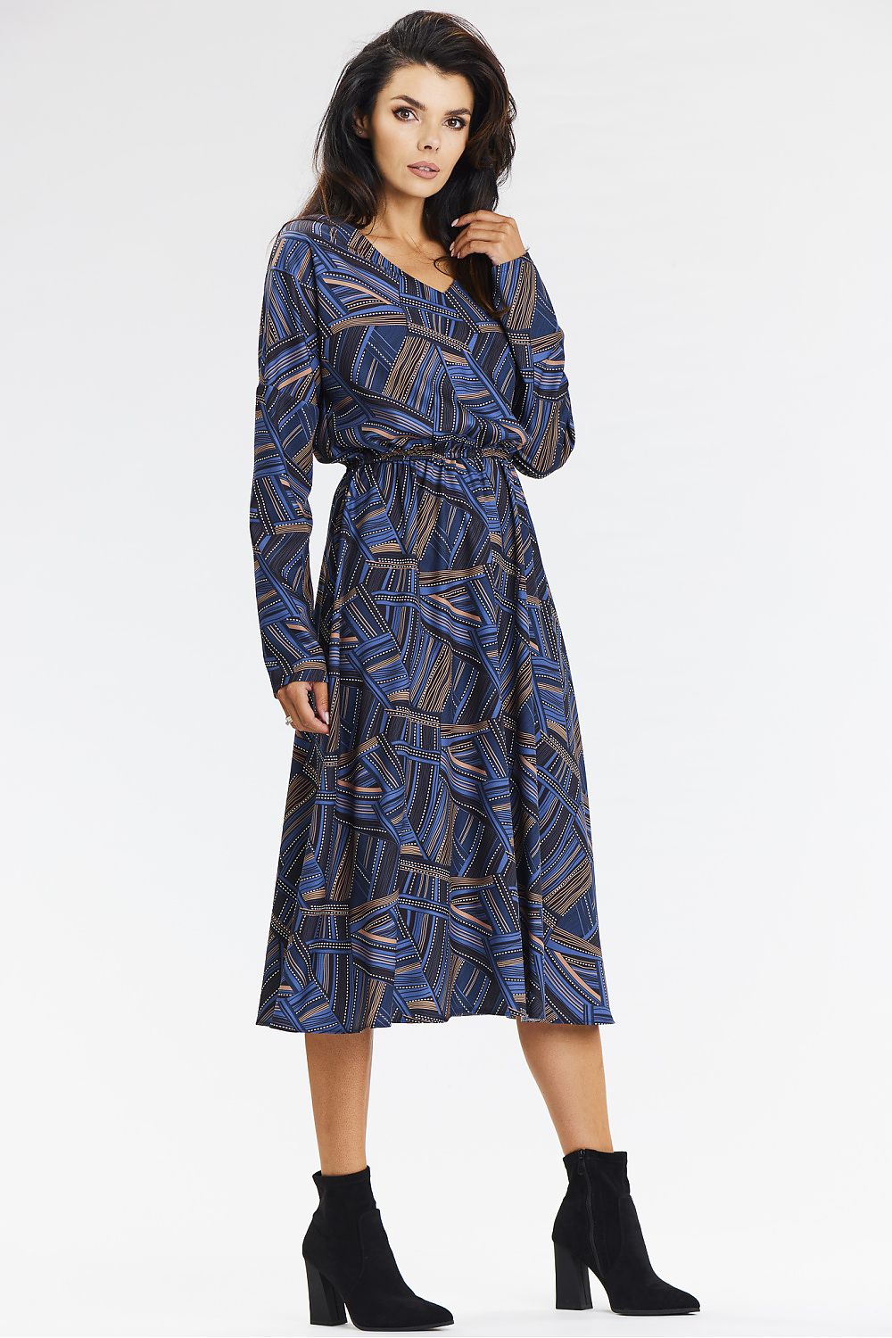  Robe de jour model 200592 awama 