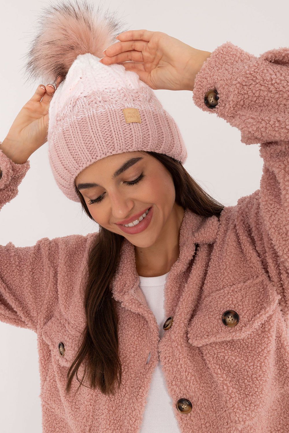  Bonnet model 201415 Rue Paris 