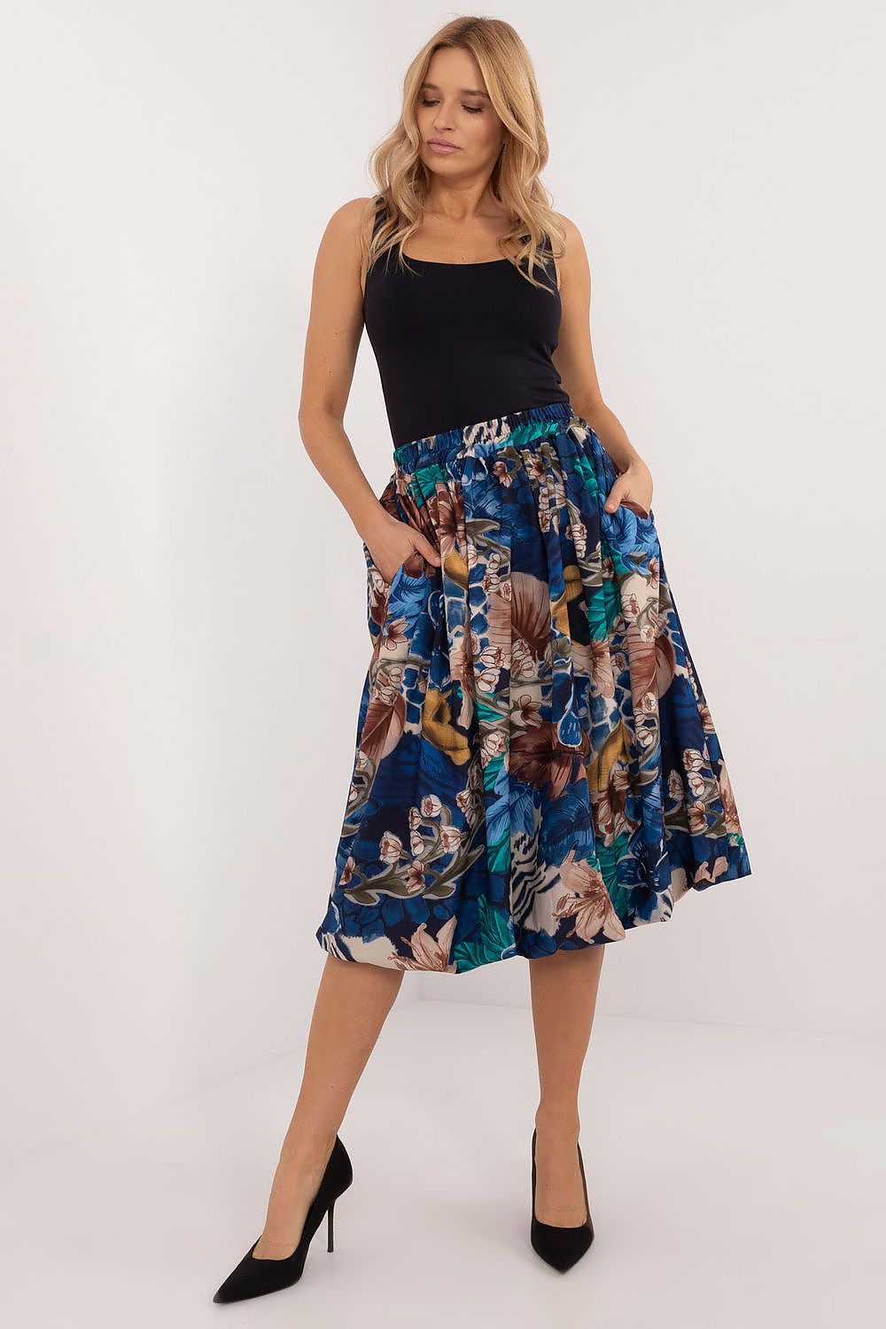 Jupe model 201852 Italy Moda 