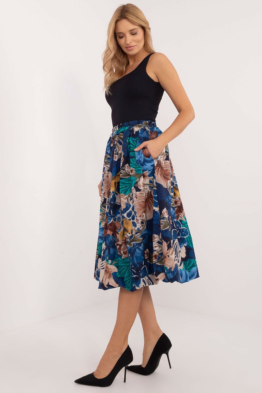  Jupe model 201852 Italy Moda 
