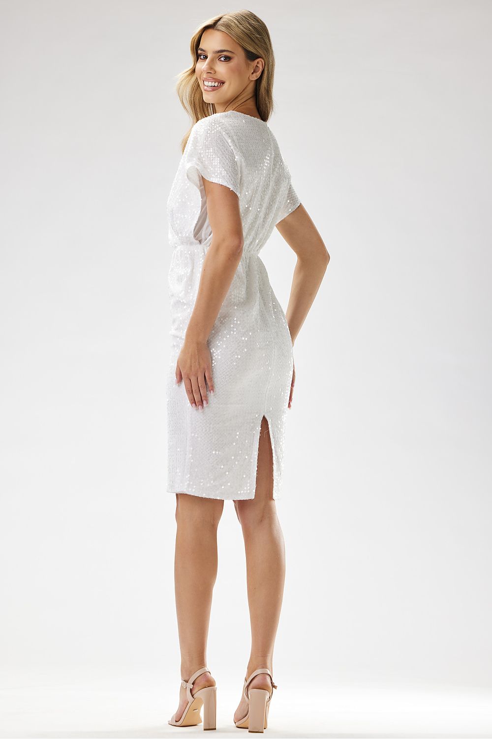  Robe de soirée model 204255 awama 
