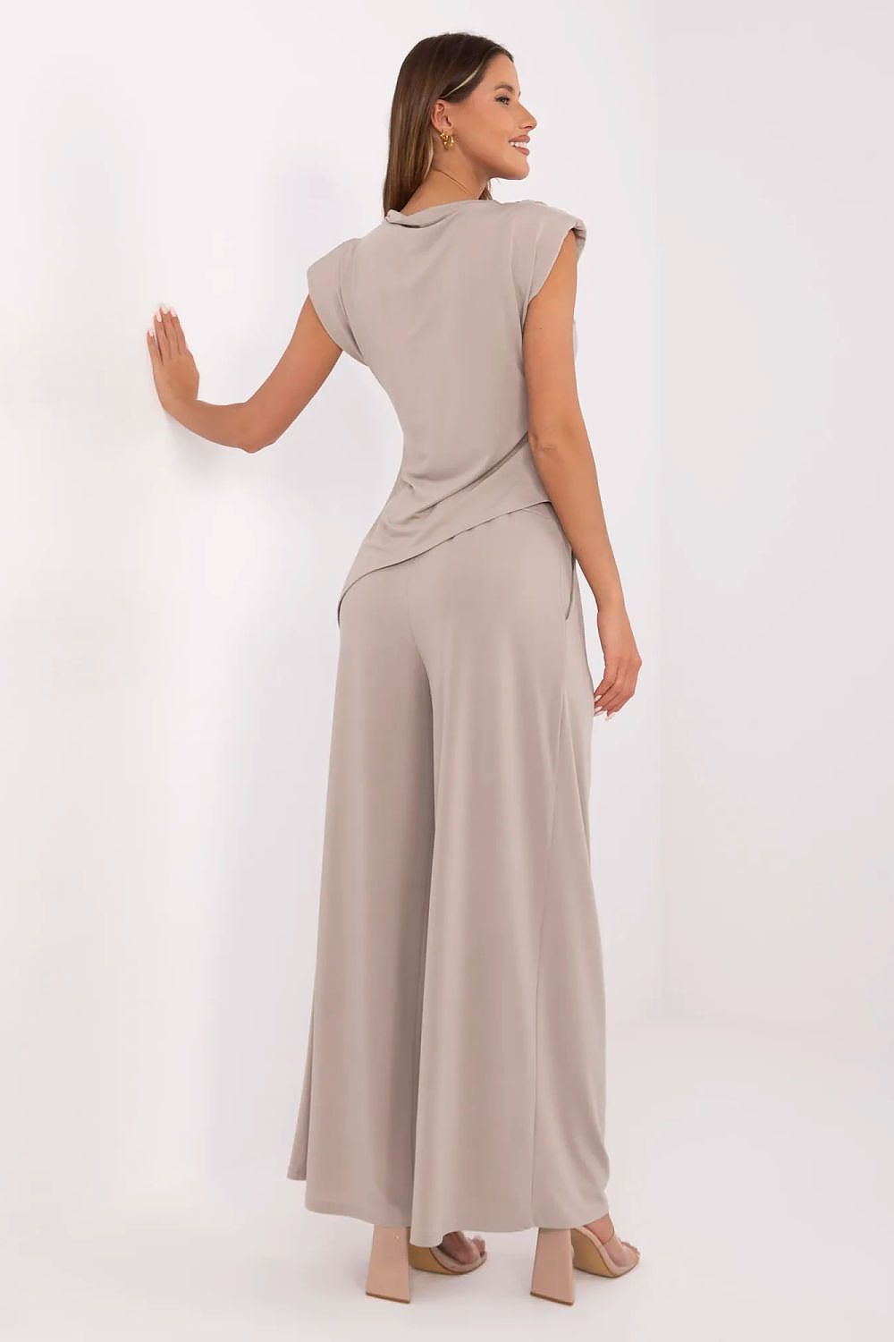  L`ensemble model 211277 Italy Moda 