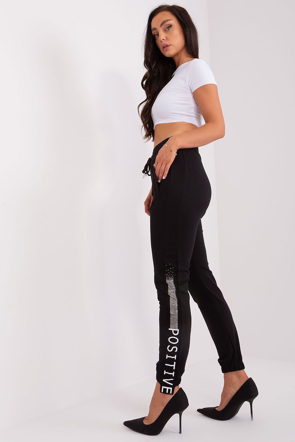  Pantalon survêtement model 211745 Relevance 