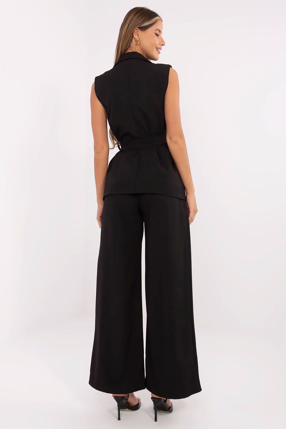  L`ensemble model 212034 Italy Moda 