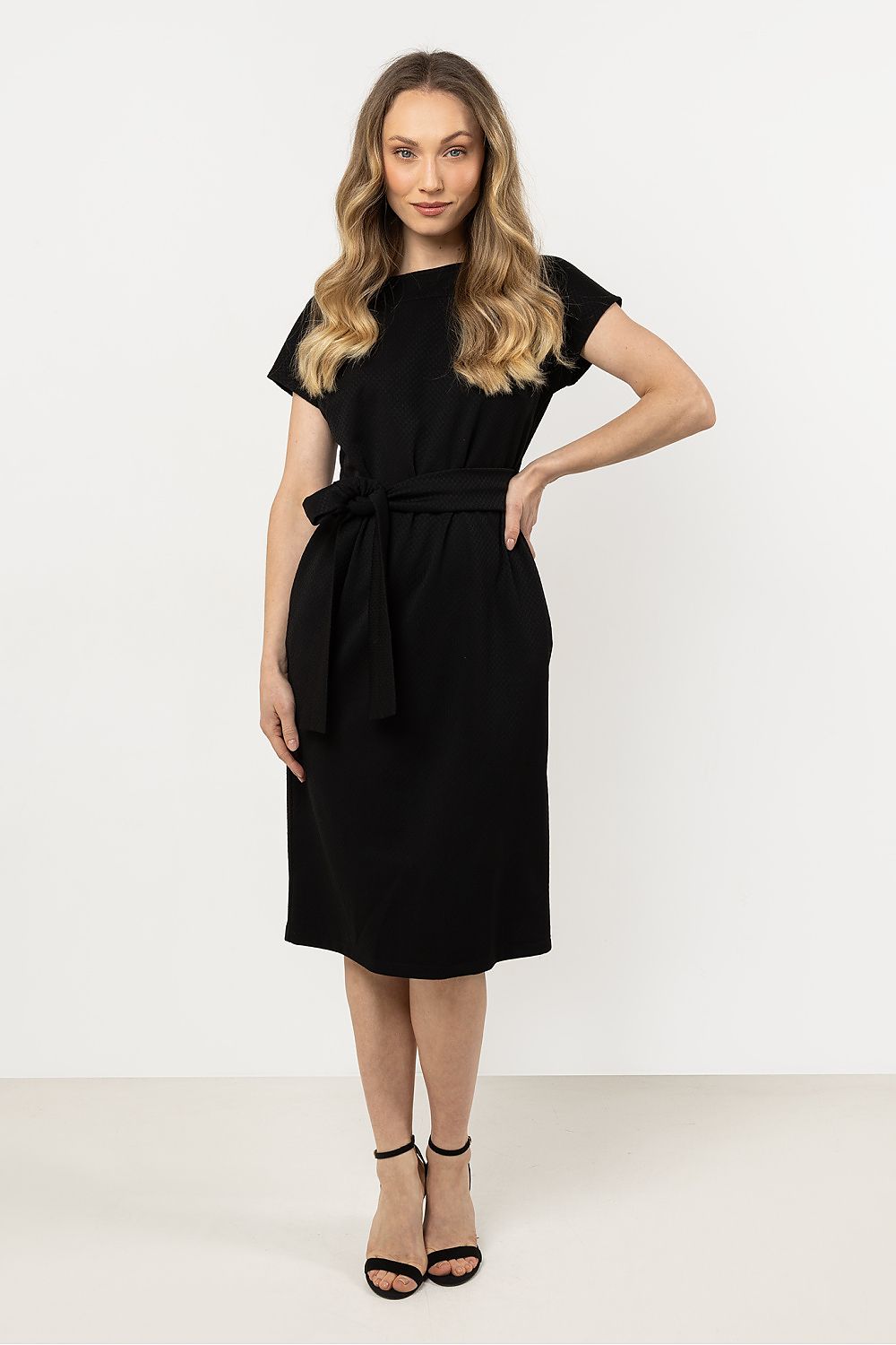  Robe de jour model 212250 awama 