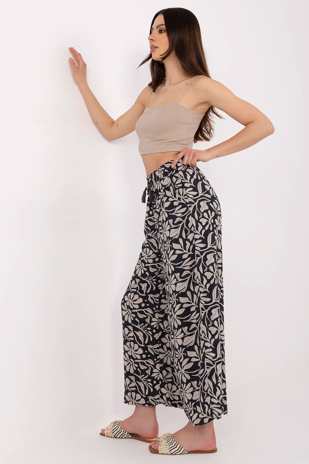  Pantalon femme model 212666 Sublevel 