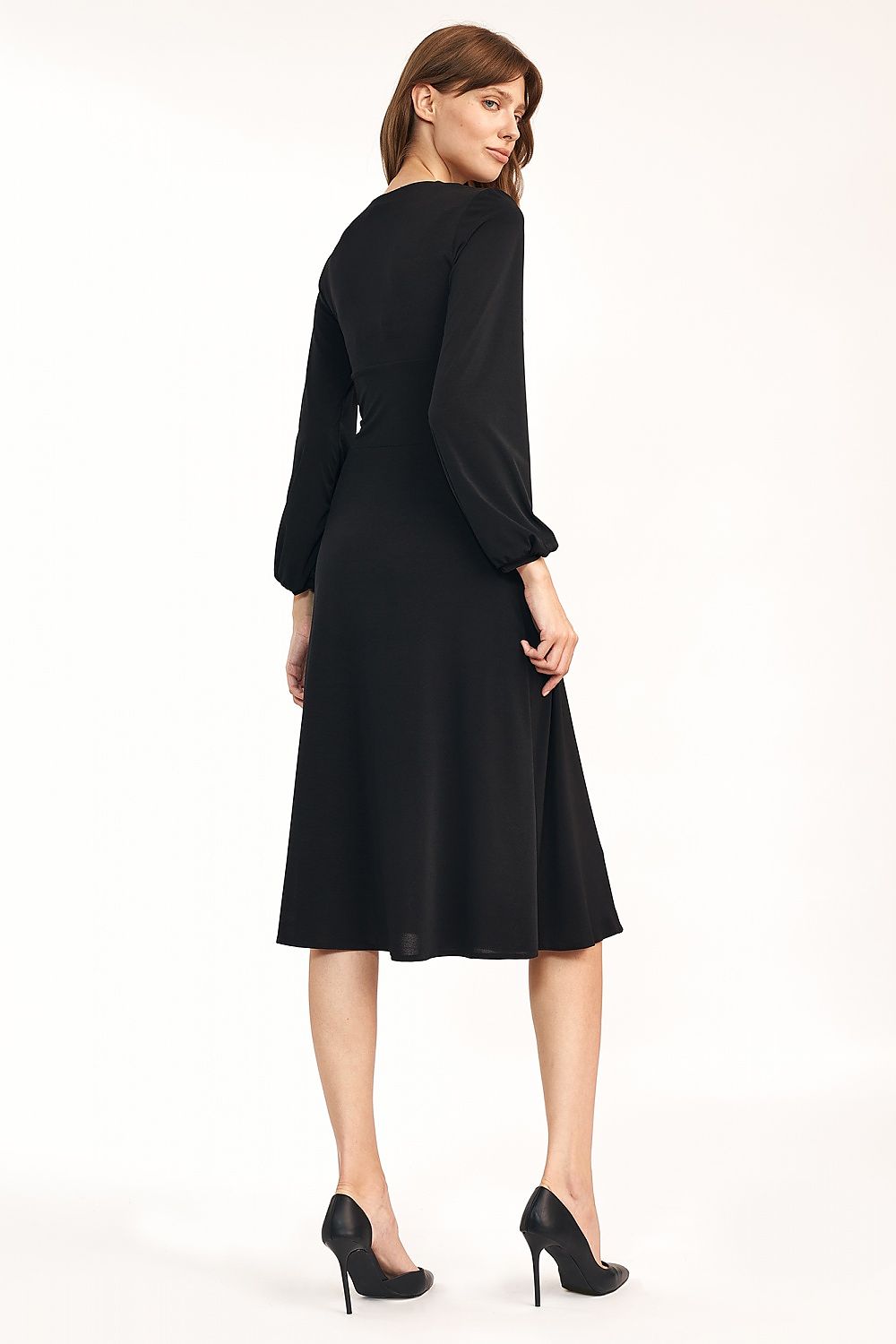  Robe de jour model 157902 Nife 