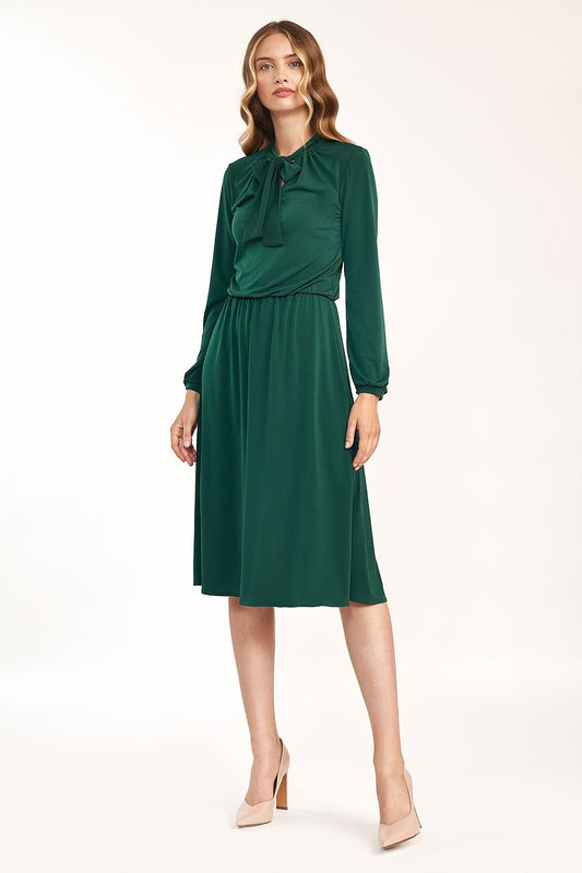  Robe de jour model 158966 Nife 