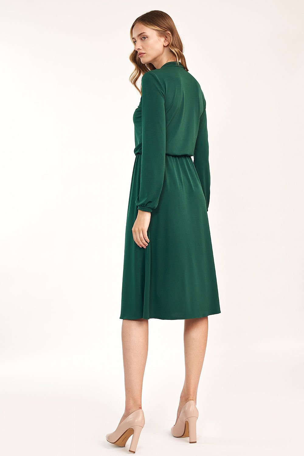  Robe de jour model 158966 Nife 