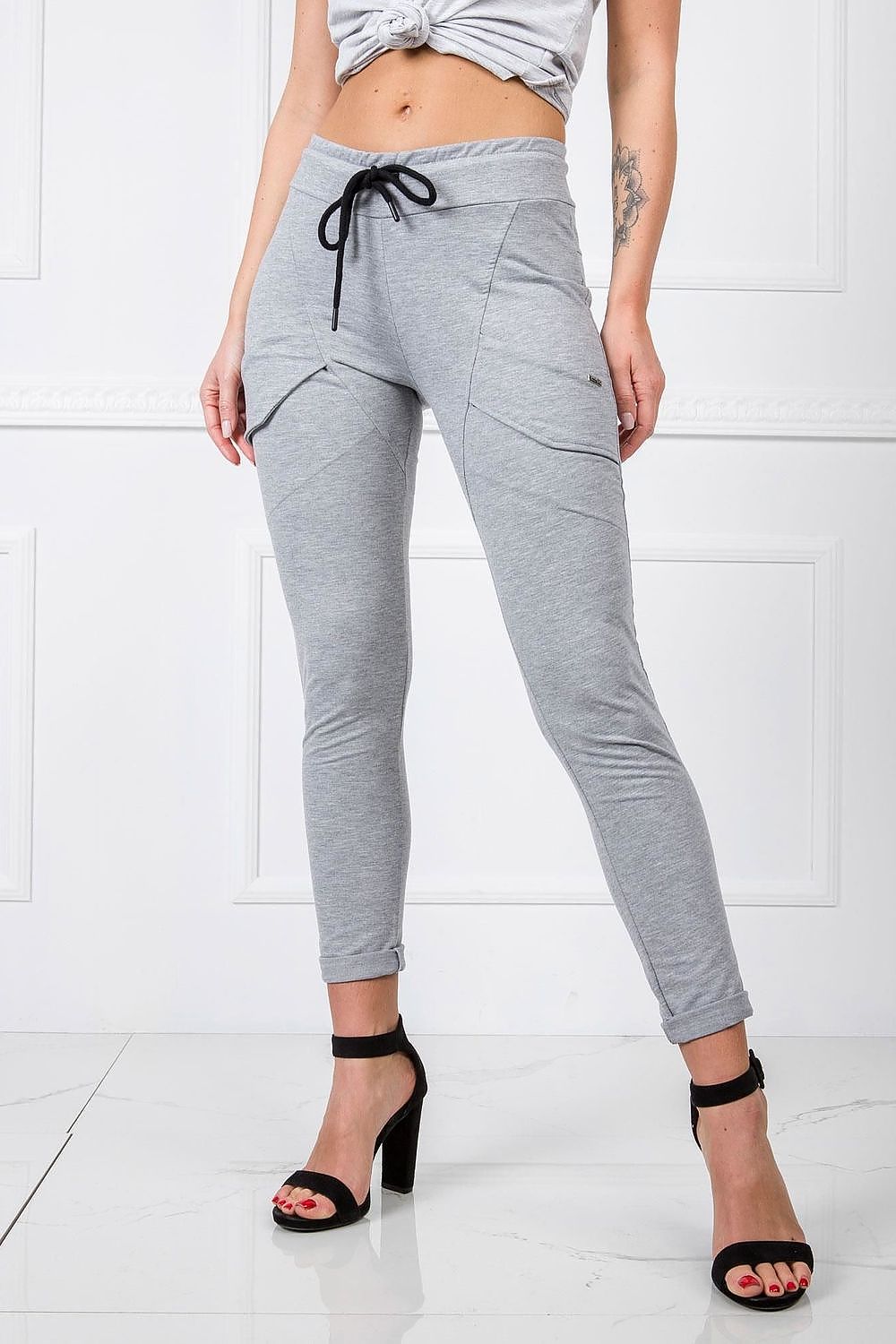  Pantalon survêtement model 166222 BFG 