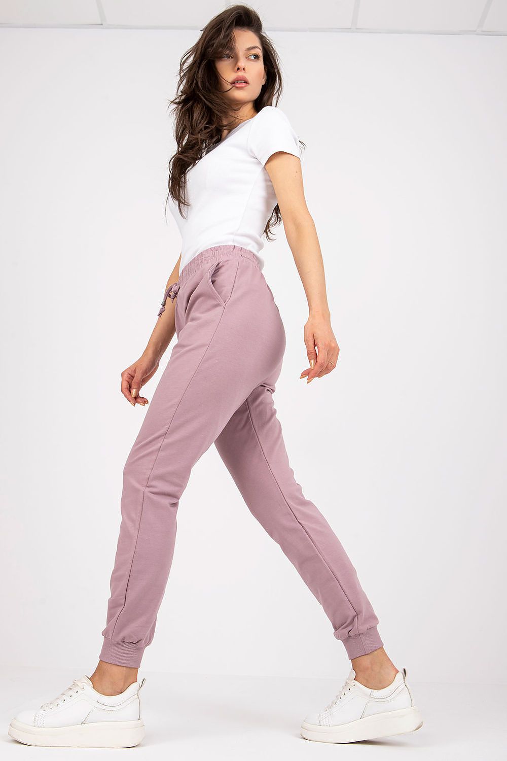  Pantalon survêtement model 167917 BFG 