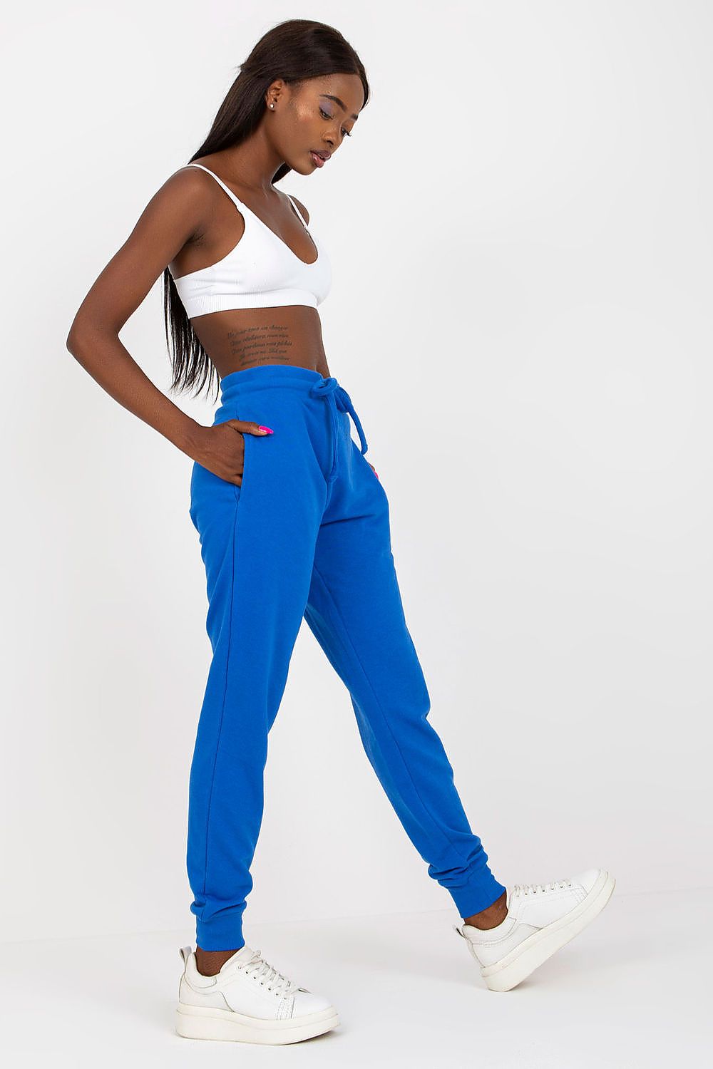  Pantalon survêtement model 169718 BFG 