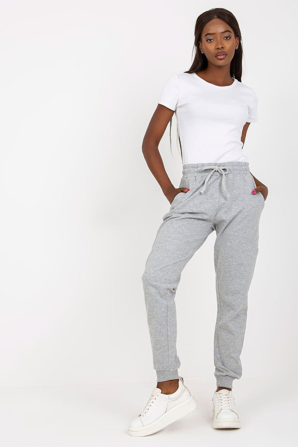  Pantalon survêtement model 169724 BFG 