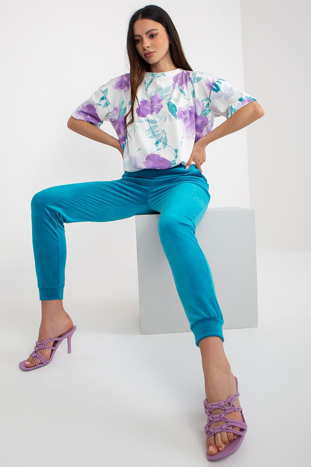  L`ensemble model 180210 Rue Paris 