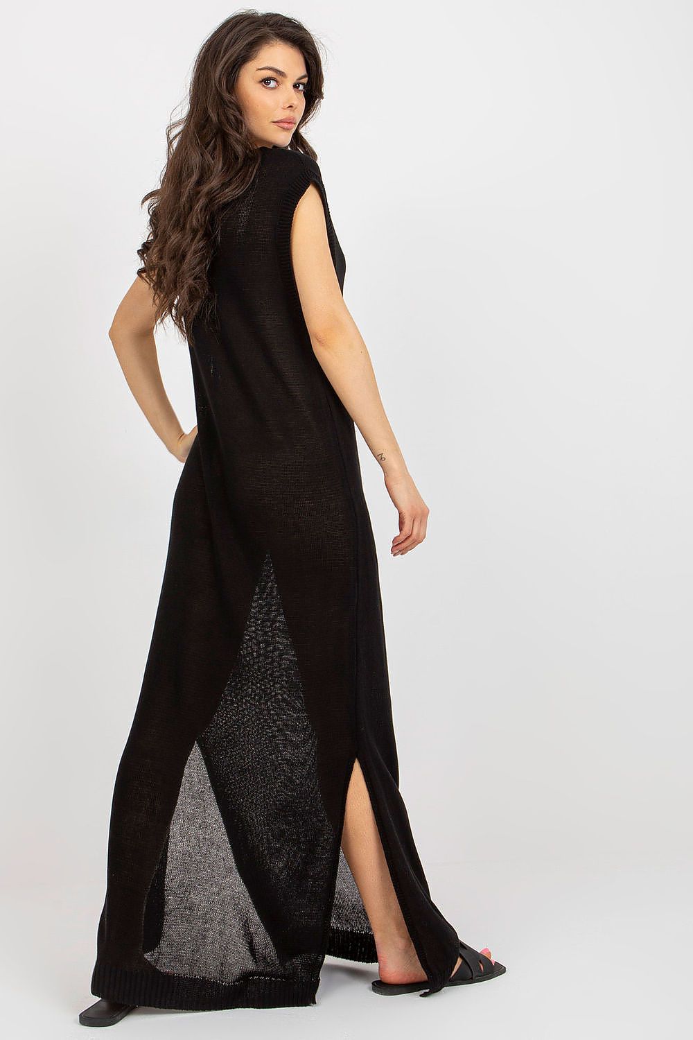  Robe de plage model 181537 Badu 